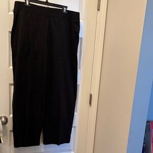 Pact women’s black pants like new